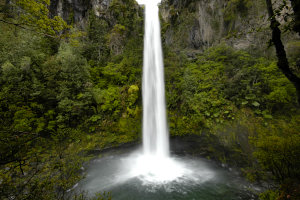 Bild: Grosser Wasserfall - Namen weiss ich nicht mehr Bild: Grosser Wasserfall - Namen weiss ich nicht mehr