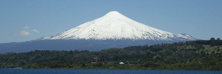 Bild: Der erste Blick auf den Vulkan Villarica Bild: Der erste Blick auf den Vulkan Villarica