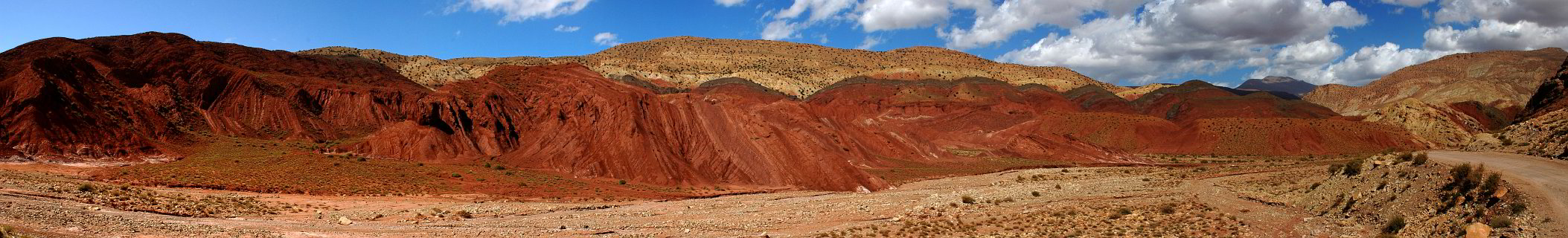 Landschaft im Hohen Atlas Landschaft im Hohen Atlas