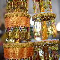 Überall steht bunter Schmuck herum Überall steht bunter Schmuck herum