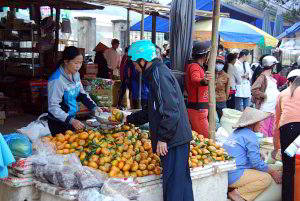 Am Markt von Mai Chau Am Markt von Mai Chau