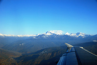 Bild: Der Blick nach Osten auf den Himalaya