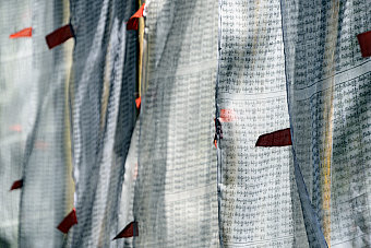Bild: Prayerflags im Wind