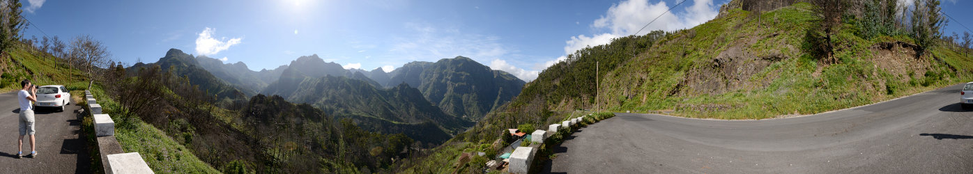 Zum Pass am Pico da Encumeada Zum Pass am Pico da Encumeada