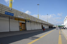 Bild: Tausende von Schaltern zum Verteilen der Urlauberströme Bild: Tausende von Schaltern zum Verteilen der Urlauberströme