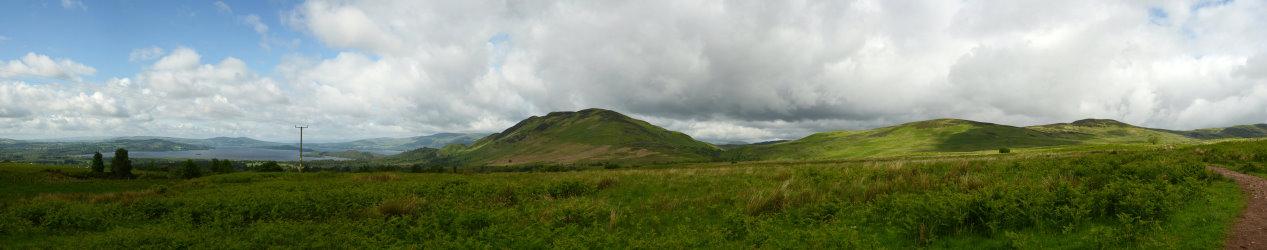Bild: Blick auf den Conic Hill und Loch Lomond Bild: Blick auf den Conic Hill und Loch Lomond