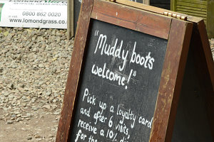 Bild: Muddy boots welcome - das ist doch mal nett Bild: Muddy boots welcome - das ist doch mal nett