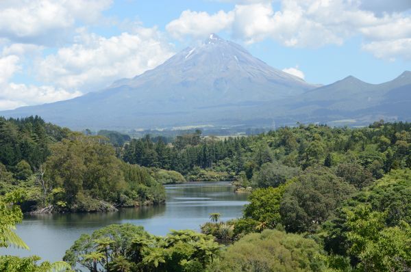 Mount Taranaki in seiner ganzen Pracht Mount Taranaki in seiner ganzen Pracht