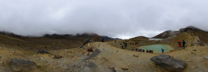 Bild: Panorama an den 'Emerald Lakes' Bild: Panorama an den 'Emerald Lakes'