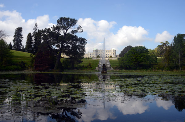 Das Powerscourt House von der Gartenseite Das Powerscourt House von der Gartenseite