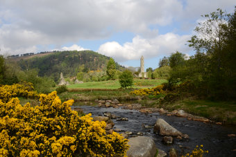 Bild: Die Klosteranlage von Glendalough Bild: Die Klosteranlage von Glendalough