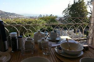 Bild: Frühstück mit Ausblick Bild: Frühstück mit Ausblick