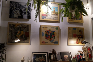 Kunst an der Wand und im ganzen Restaurant