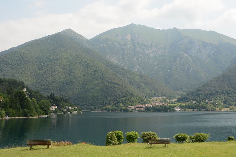 Blick von Pur nach Mezzolago Blick von Pur nach Mezzolago