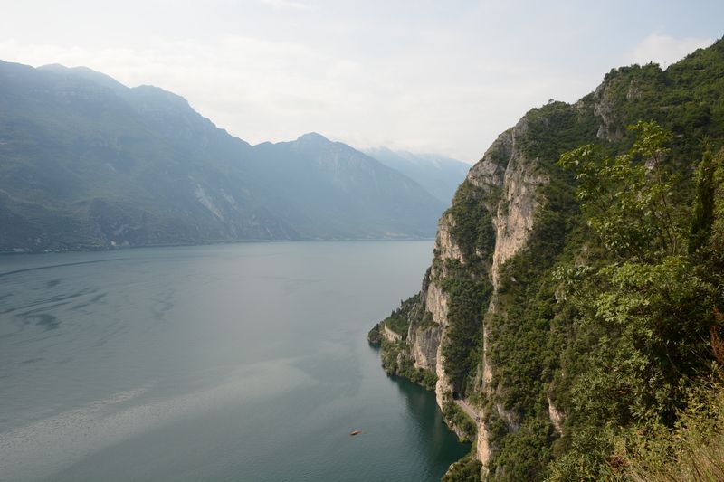 Der Gardasee Richtung Süden geschaut Der Gardasee Richtung Süden geschaut