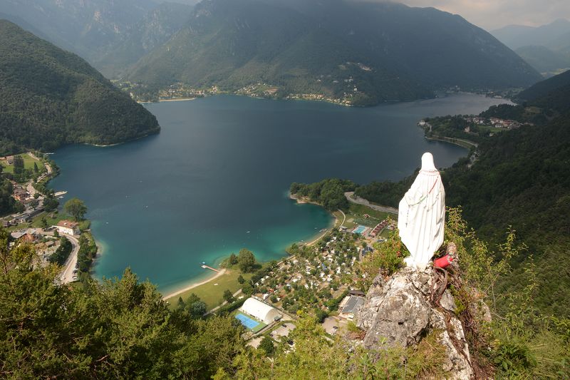 Die Madonnina di Besta Die Madonnina di Besta
