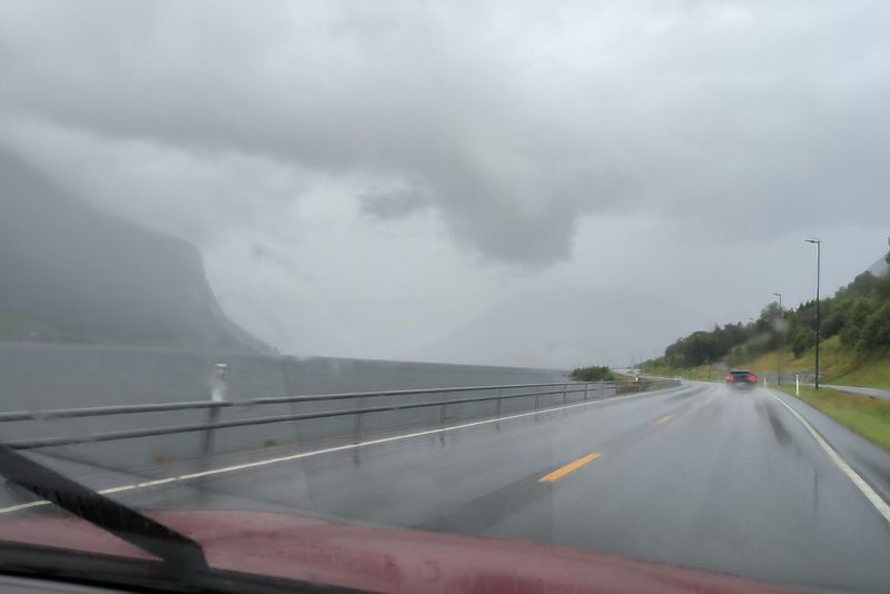 Leider setzt der Regen wieder ein Leider setzt der Regen wieder ein