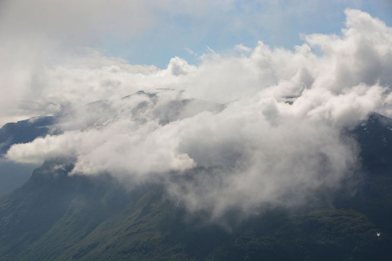 Etwas lugt der Gletscher raus Etwas lugt der Gletscher raus