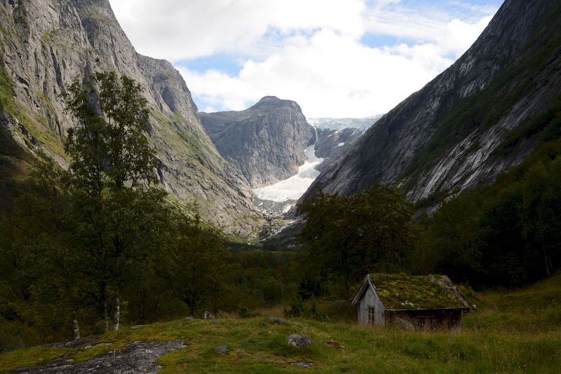 Auf der anderen Seite der Brenndalsbreen Auf der anderen Seite der Brenndalsbreen