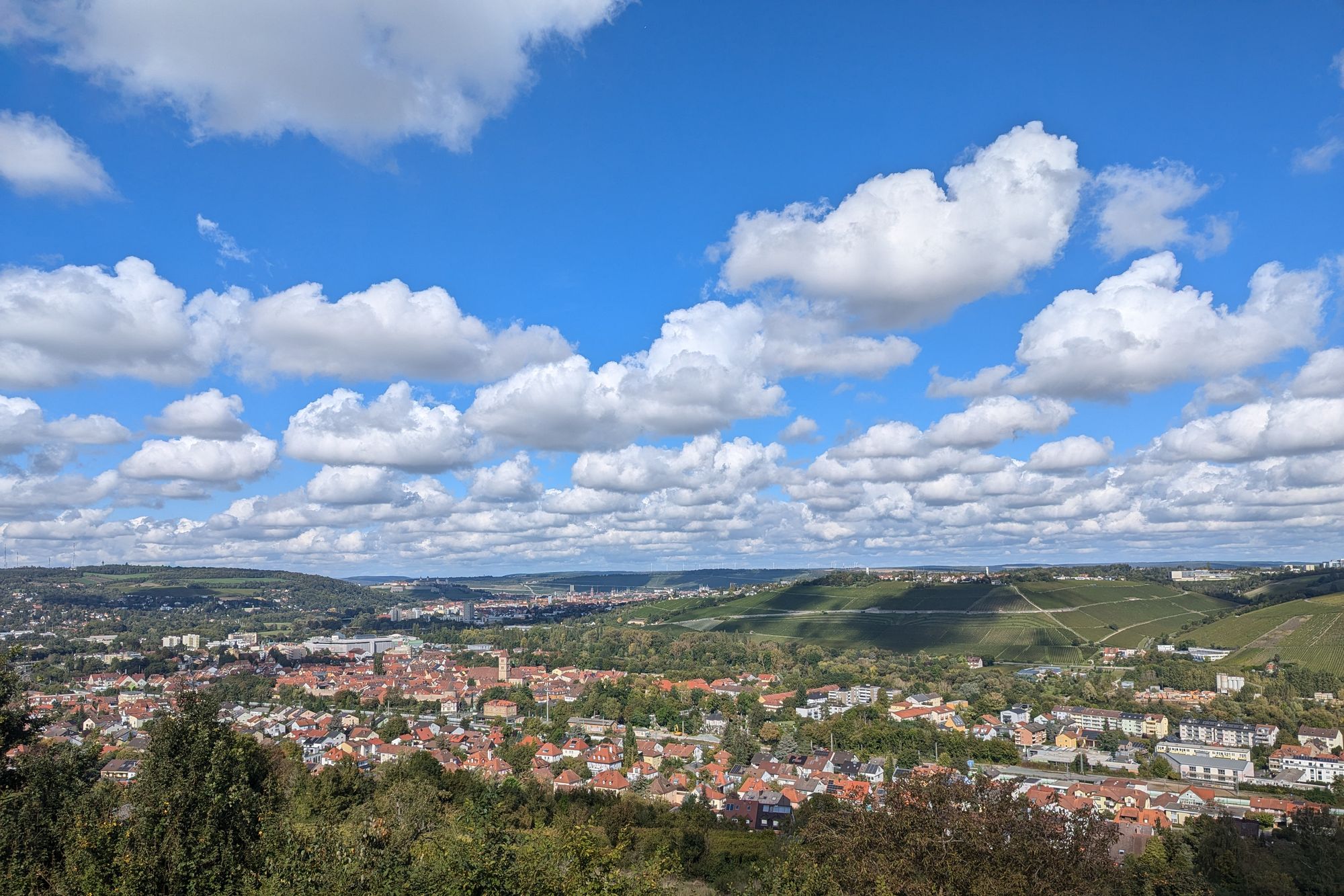 Würzburg von der Raststätte aus Würzburg von der Raststätte aus